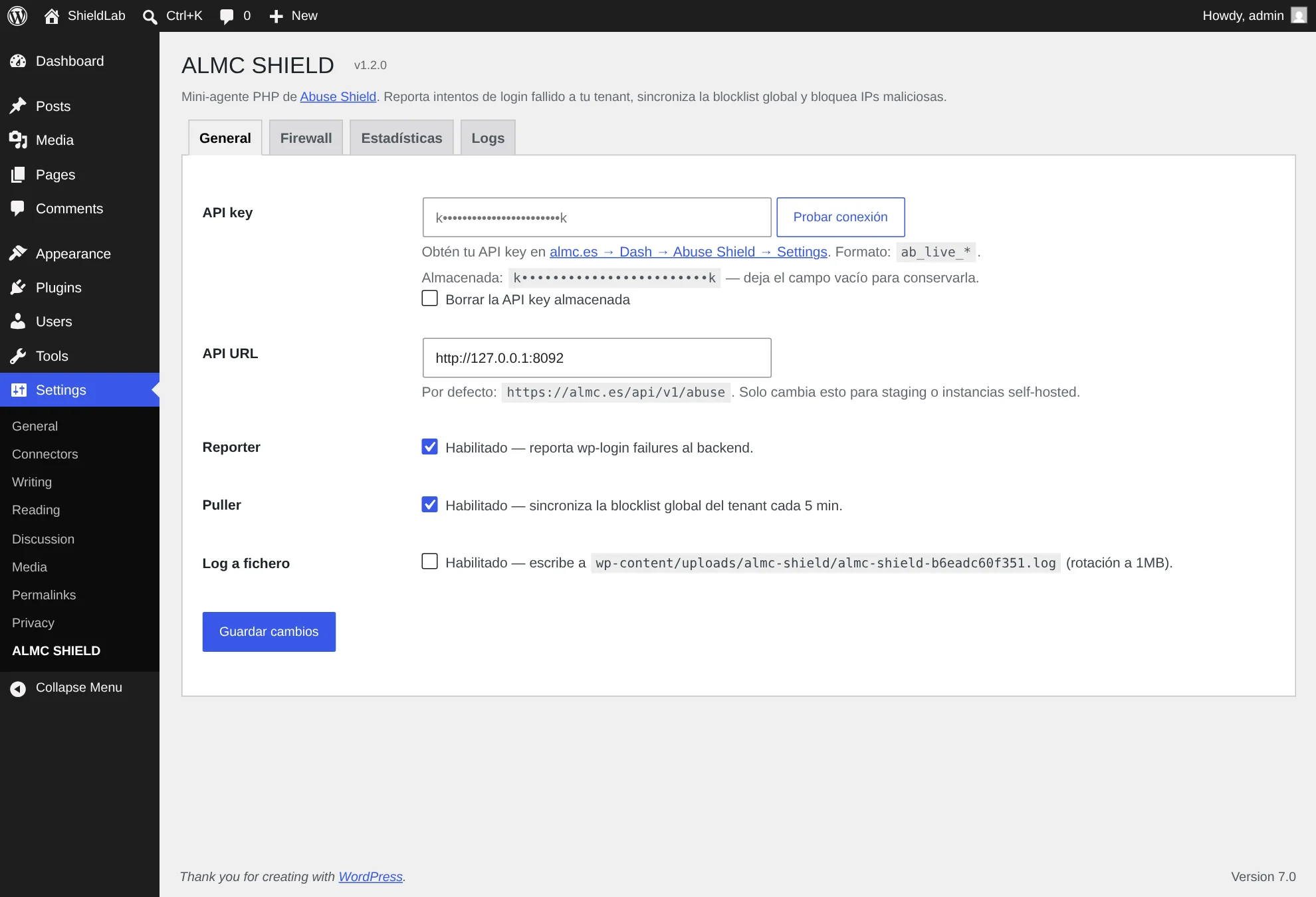 Pantalla de configuración de ALMC Shield en WordPress con la casilla de API key